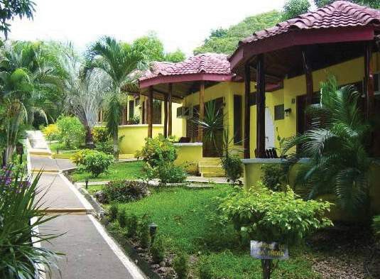 Hotel El Milagro Tamarindo Exterior foto